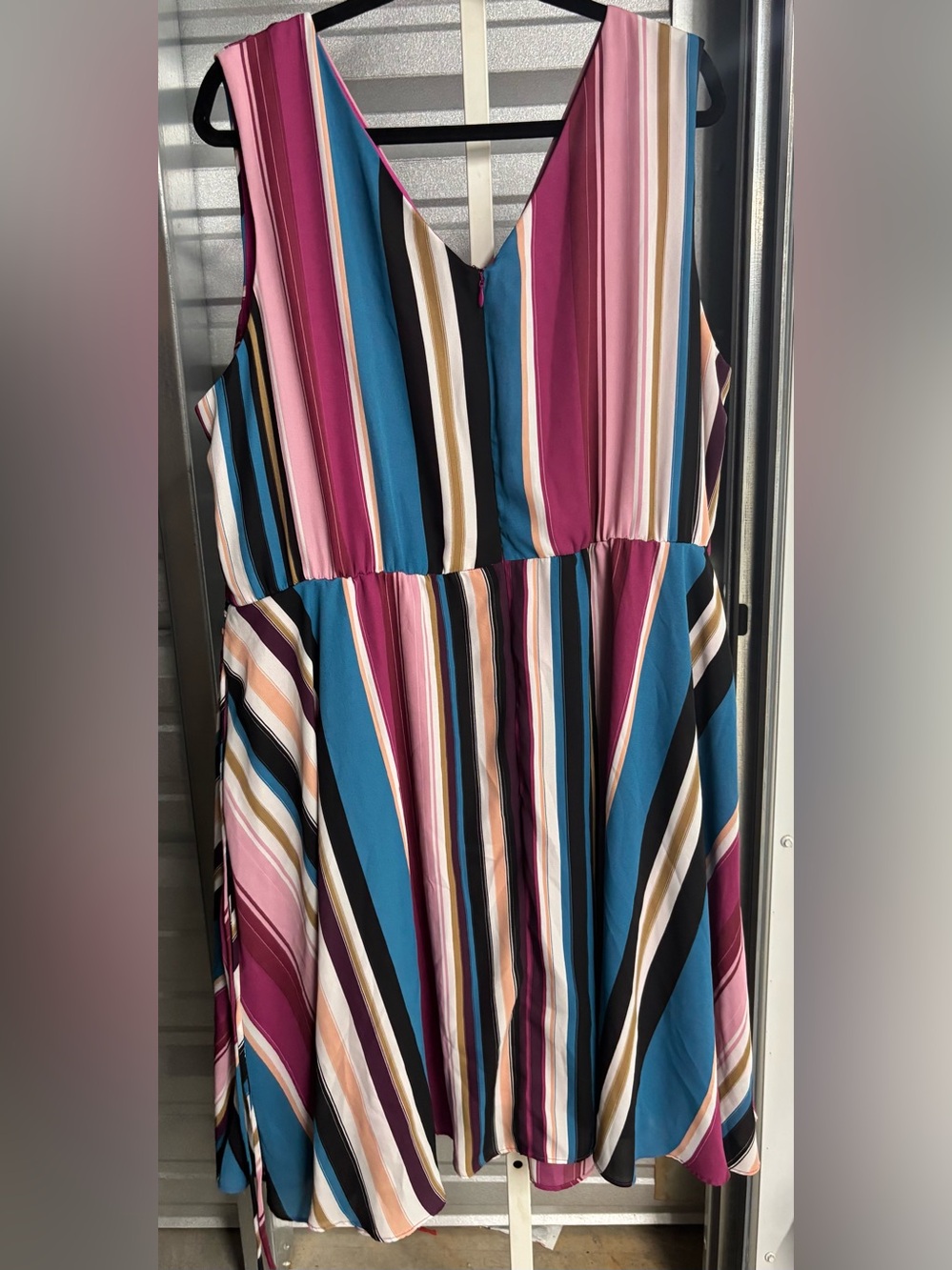 Roz & Ali dress - Picture 2 of 2